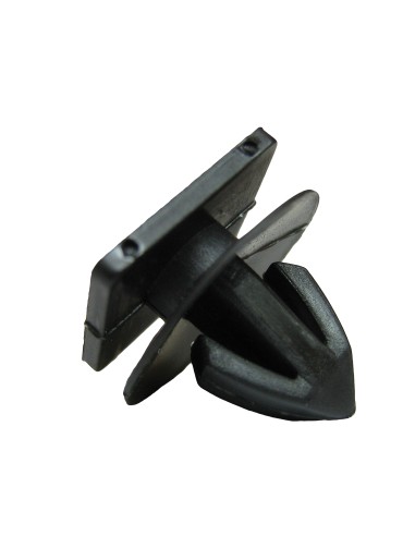 370454 Plastic trim clip 4.5 mm  