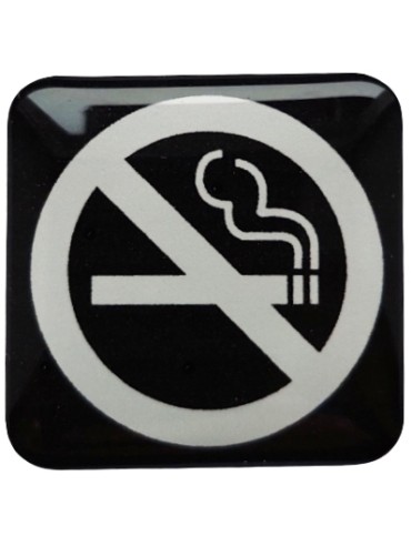 Lipdukas "Rūkyti draudžiama" iškiliu paviršiumi